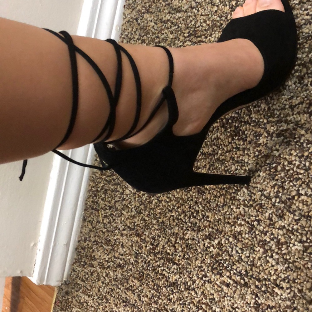 Black Donna Karan Heels